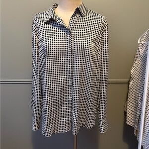 Ann Taylor Black and White Blouse L